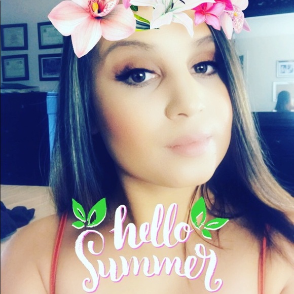 Meet your Posher, Erika - Picture 4 of 4